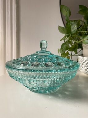 Vintage Indiana Glass Aqua Windsor Button and Cane Covered/Lidded Candy Dish